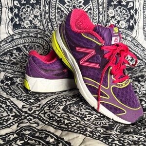 New Balance Women's Purple and Pink Athletic Shoes